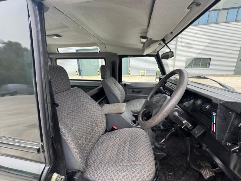 LAND ROVER DEFENDER County Hard Top Td5