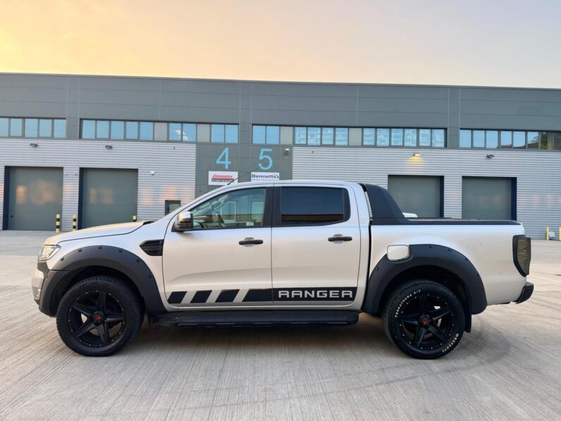 Ford Ranger Limited 1 (2016) 3.2 TDCi Limited 1 Pickup Double Cab 4dr Diesel Manual 4WD Euro 5 (s/s) (200 ps)